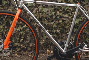 하이브리드자전거2