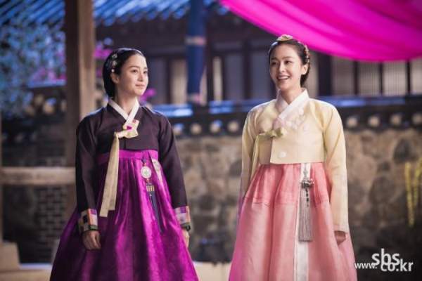 한지로 만드는 한복 인형